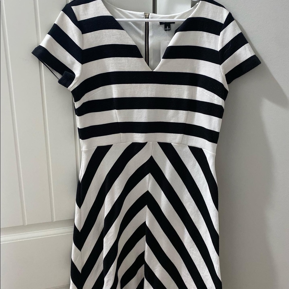 Never worn Ann Taylor Black/white dress